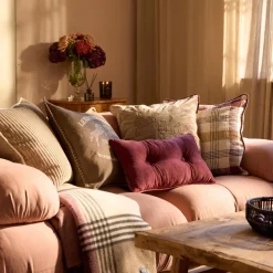 Lexington Pyntepuder & Hynder-Buttoned Pillow, burgundy