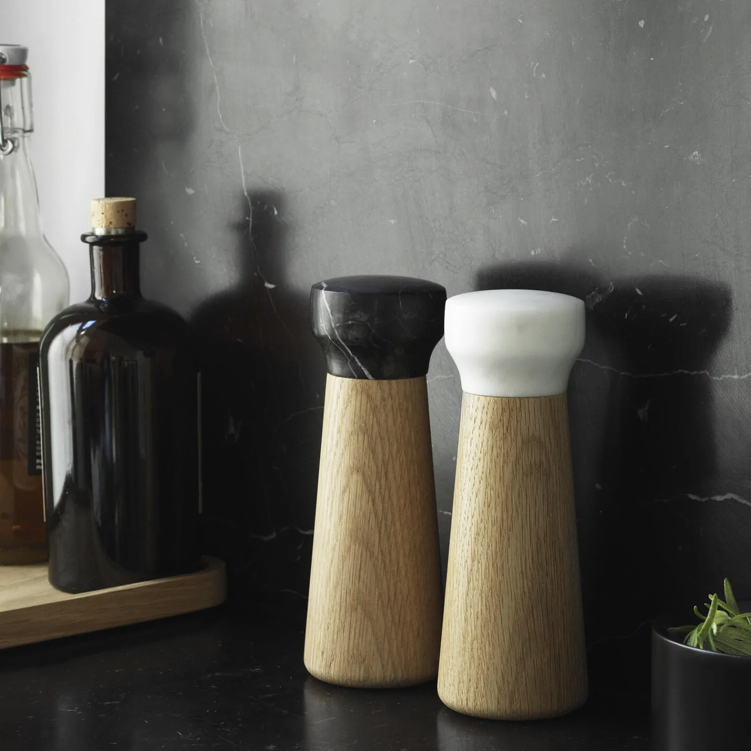 Normann Copenhagen Køkkenudstyr * Craft peberkværn, oak/white
