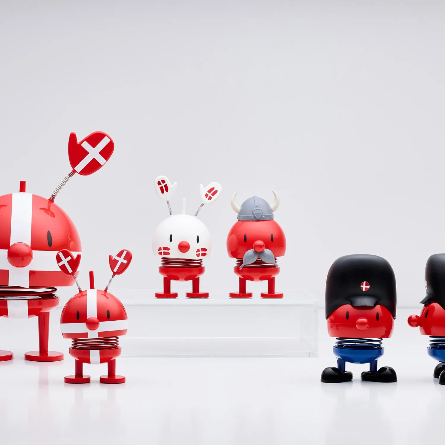 Hoptimist Figurer & Glaskunst * Danish Guardsman, red