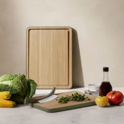 Eva Solo Køkkenudstyr * Green Tool bambusskærebræt med saftrille