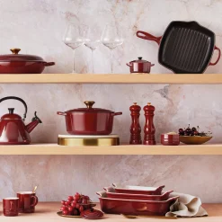 Le Creuset Køkkenudstyr-Heritage rektangulært fad 32 cm, garnet