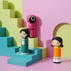 Lucie Kaas Figurer & Glaskunst-Kokeshi Maskeret arbejder