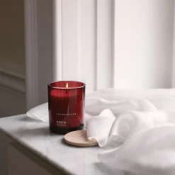 Skandinavisk Lys & Duftlys * KYSS Scented Candle