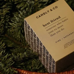 Candly & Co Lys & Duftlys-No. 4 Candle, BEST FRIEND Someone who hates your ex more than you do