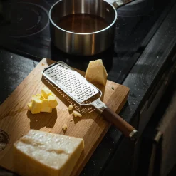 Fiskars Køkkenudstyr * Norden rivejern (groft)