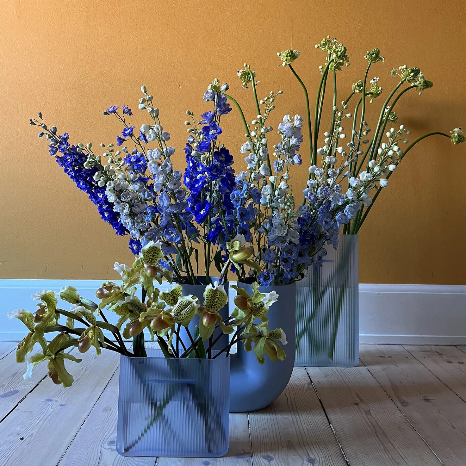 Muuto Vaser-Ridge Vase, /frosted glass