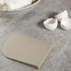 Zone Denmark Køkkenudstyr * Singles multiskraber, soft taupe