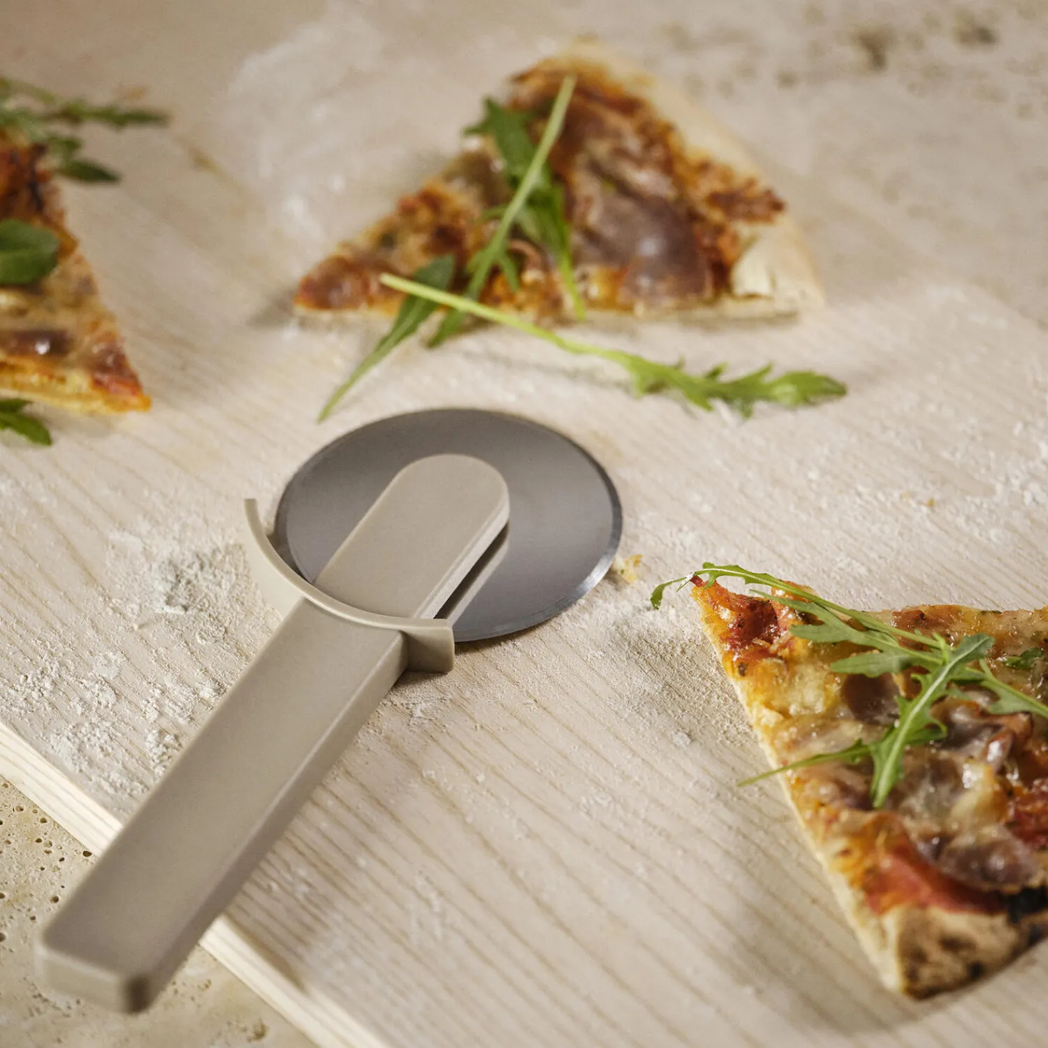 Zone Denmark Køkkenudstyr * Singles pizzahjul, soft taupe