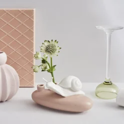 Dottir Nordic Design Vaser-Sweet Stories Snail vase, rose