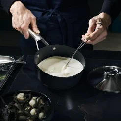 Fiskars Gryder & Pander-Taiten kasserolle med låg 1,6 L