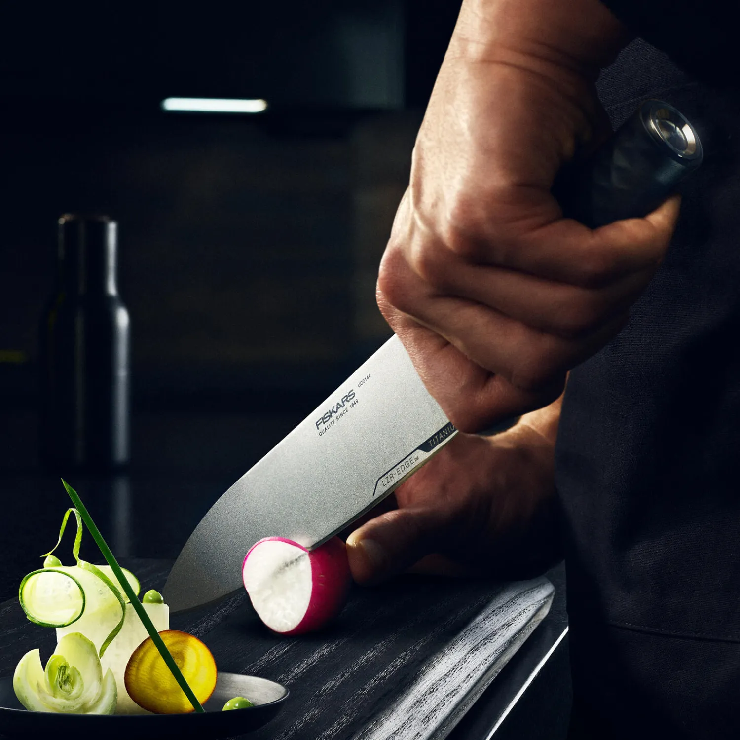 Fiskars Køkkenknive-Taiten kokkekniv stor