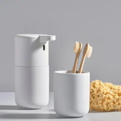 Zone Denmark Badeværelsesudstyr-Ume sæbedispenser, white
